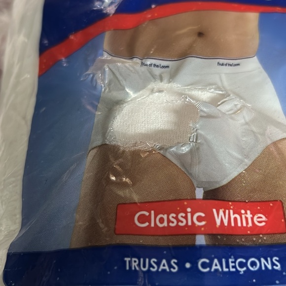 Fruit of the loom 7 Classic White Briefs - Picture 2 of 3